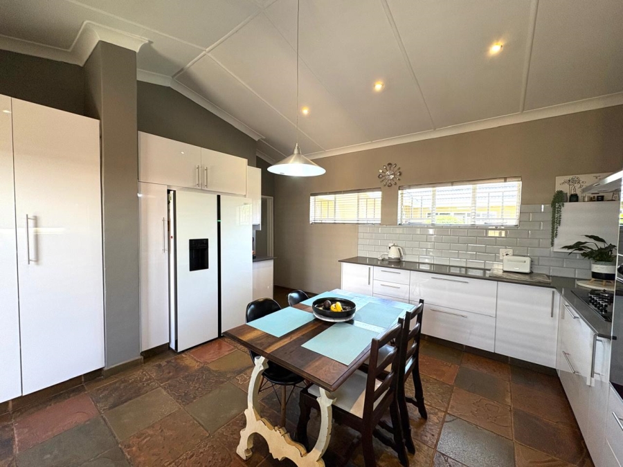 4 Bedroom Property for Sale in St Helena Free State